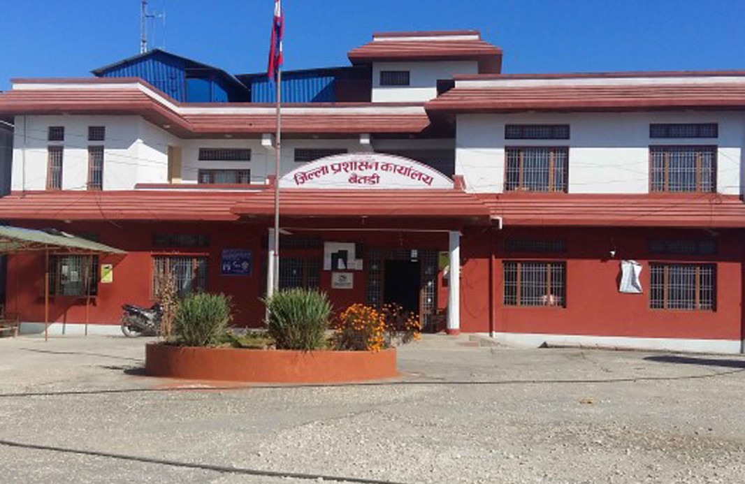 बैतडीमा सार्वजनिक यातायातका साधनमा 'सिसीटिभी र जिपिएस' जडान गर्न  प्रशासनको पत्राचार